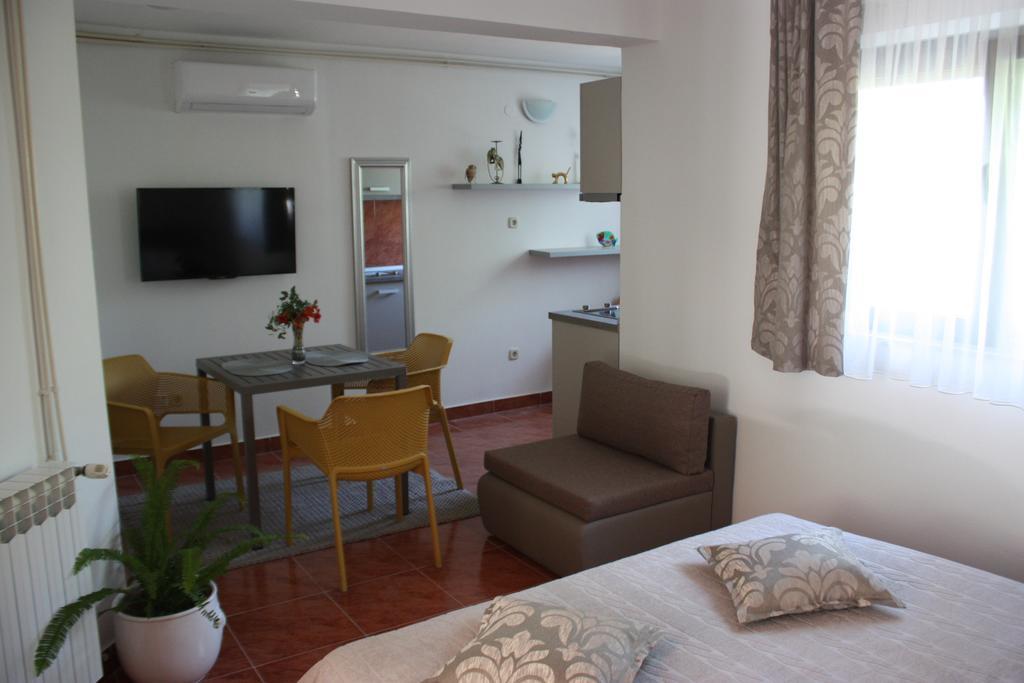 Apartman Ita Apartment Kastela Bagian luar foto